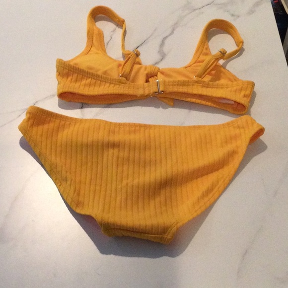 Xhilaration yellow bikini set, size small. - Picture 4 of 4